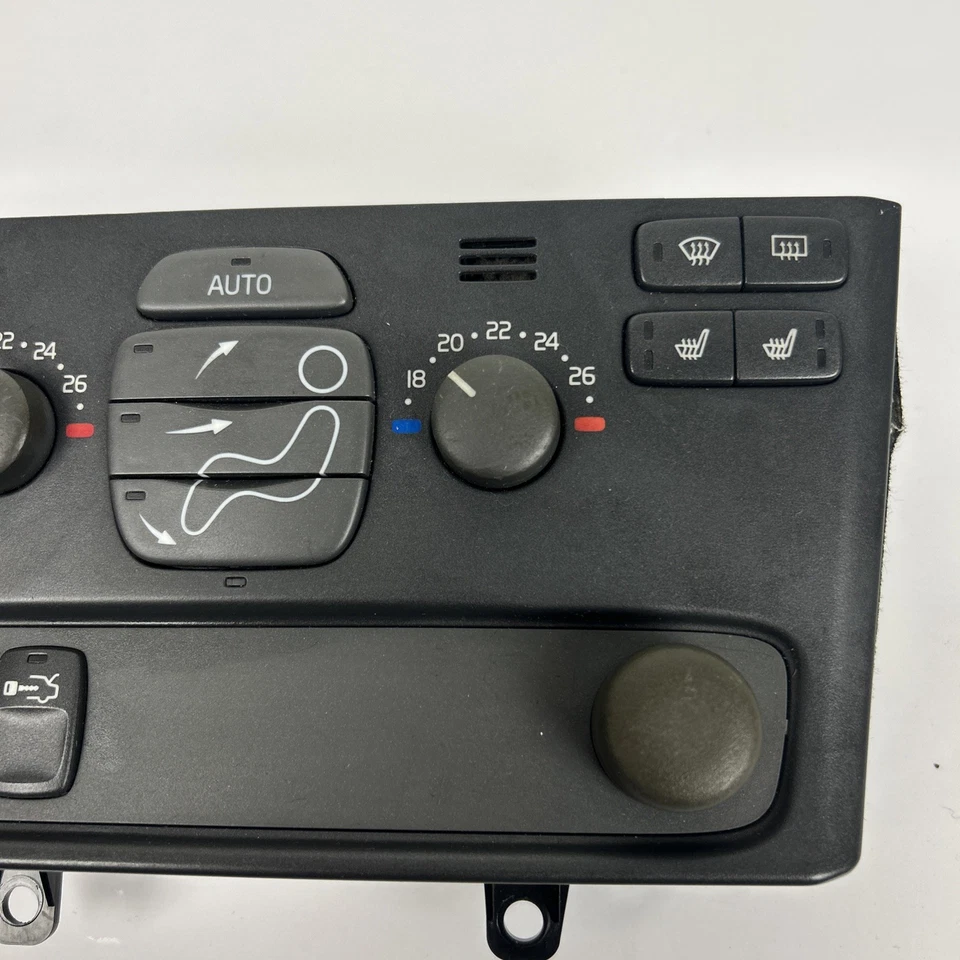 Volvo S805 OEM 1999-2000 A/C Heater Climate Control Panel Unit 30746020 Tested - Image 4 of 4