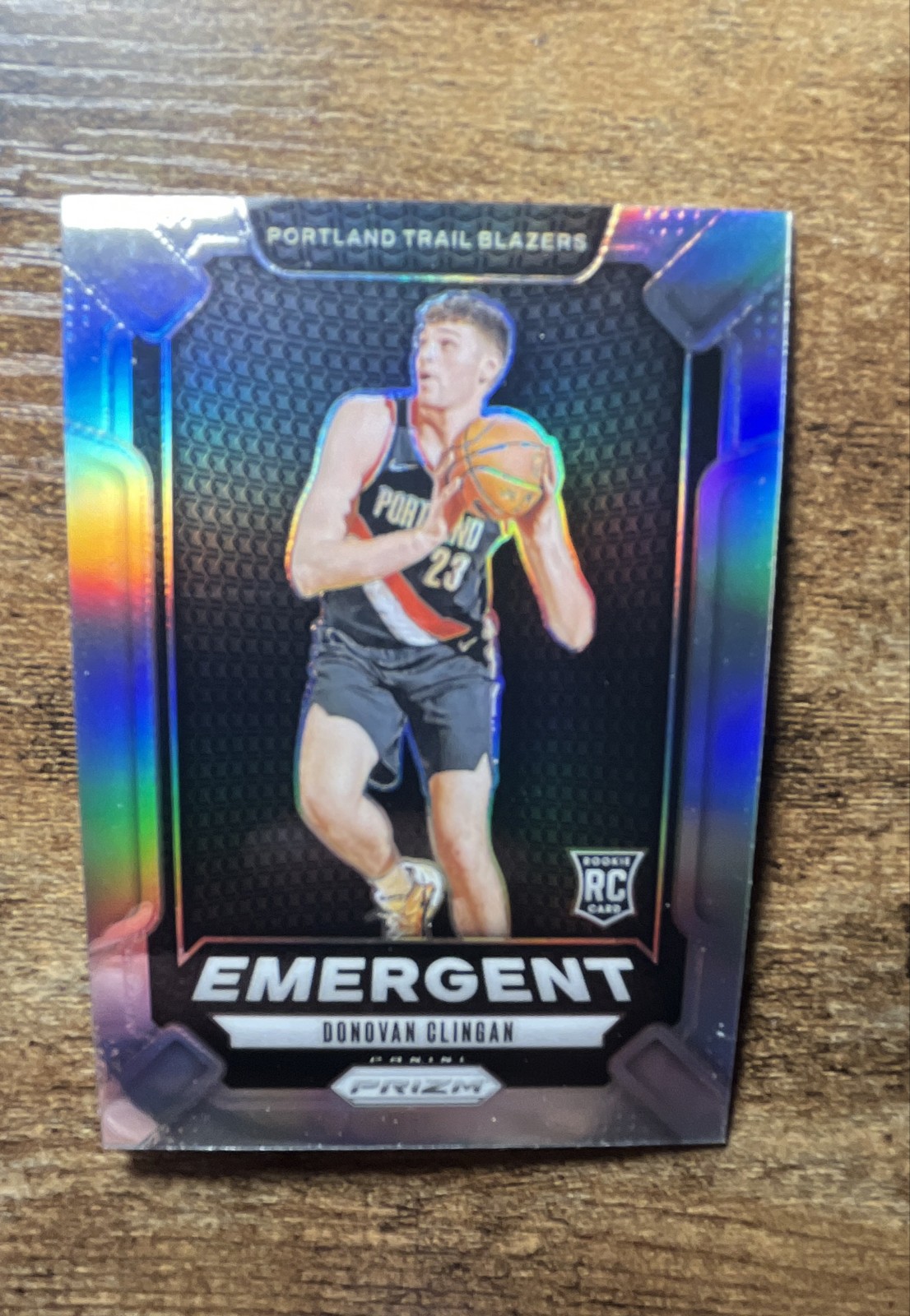 2024-25 Panini Prizm - Emergent Donovan Clingan #13 Silver Prizm (RC)