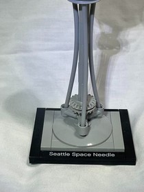 Lego 21003 Architecture Seattle Space Needle Complete Very Good Condition