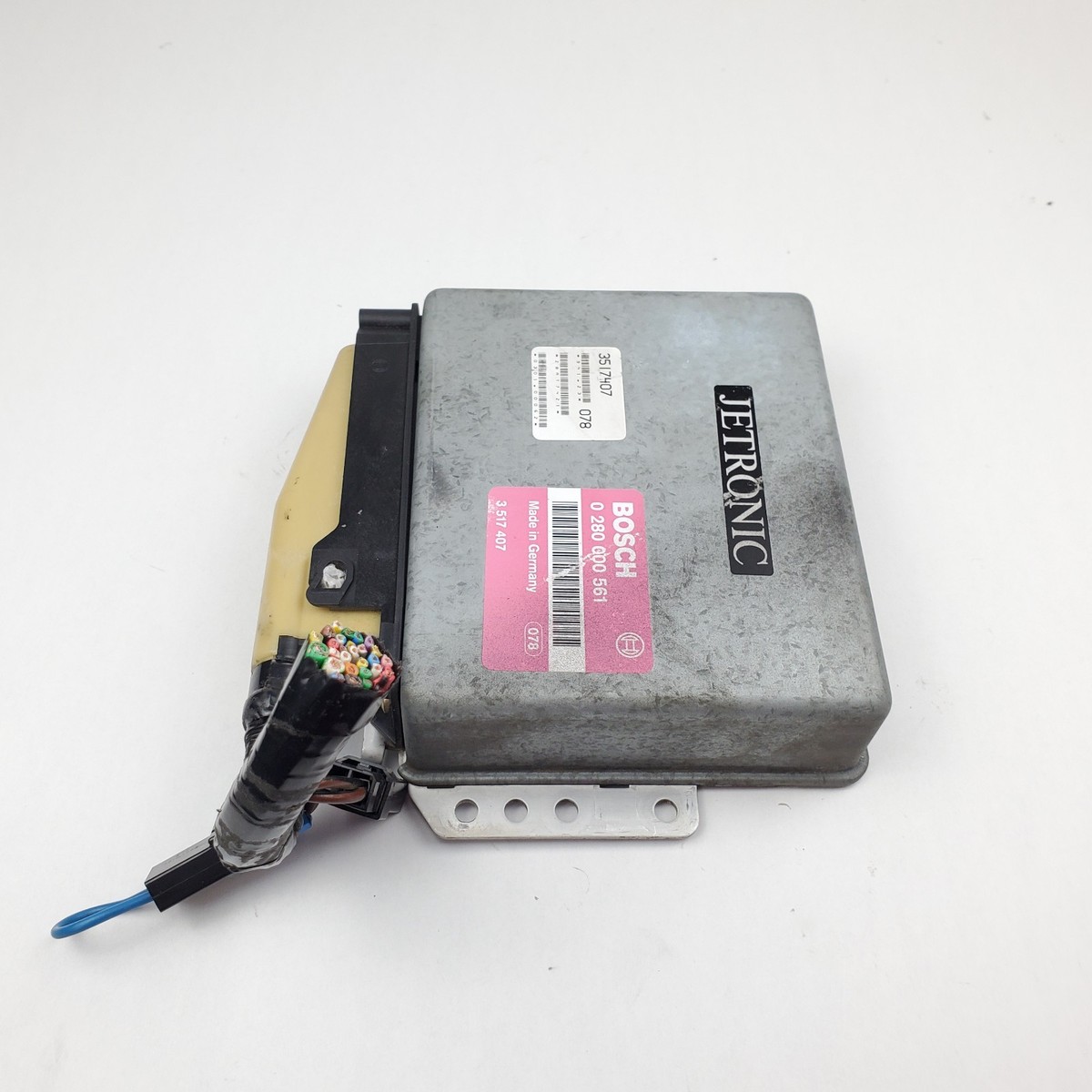 1989-1992 VOLVO 940 740 240 2.3 ECM ECU MODULE PCM 0280000561