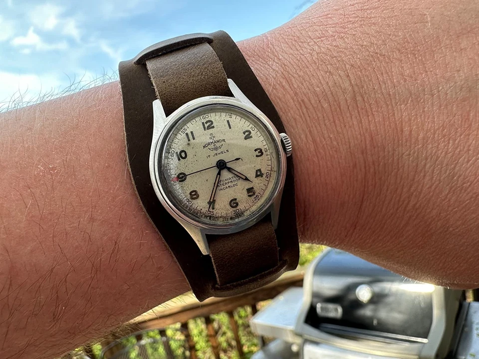 Pulseira de relógio de couro feita à mão G1041 design de peça única com almofada: 16mm 18mm porcas - Imagem 3 de 4