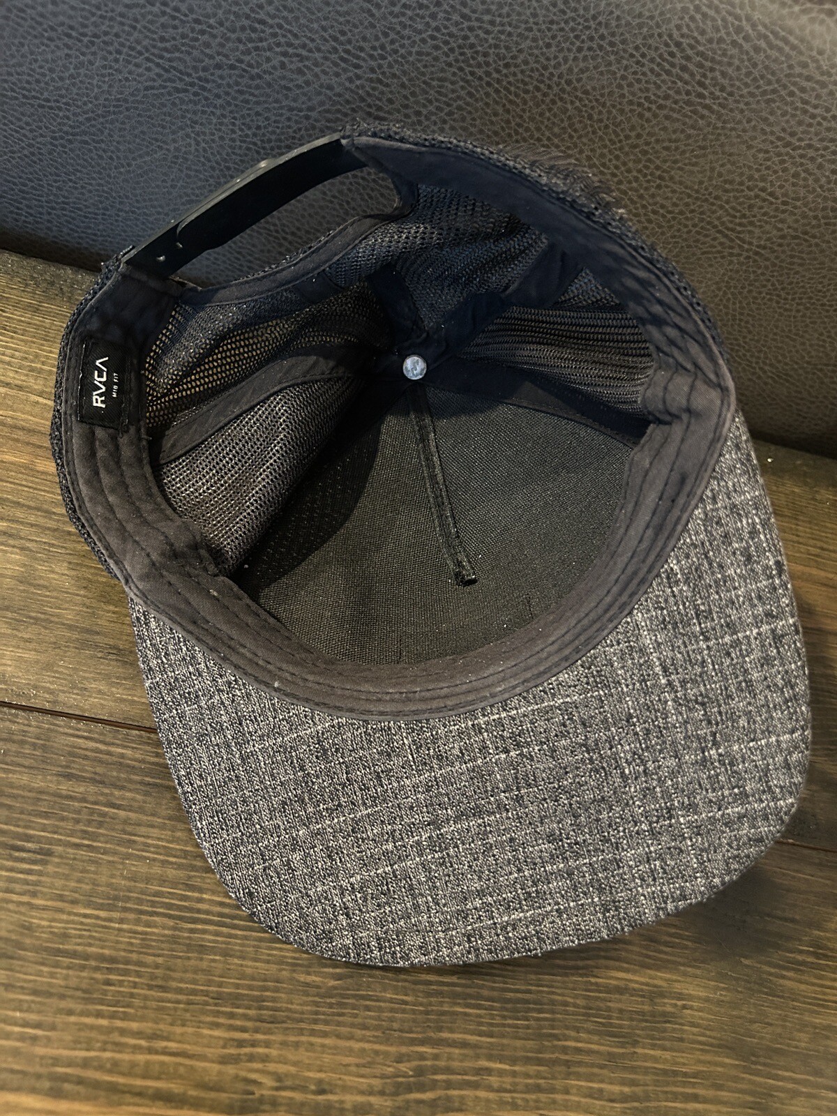 RVCA SNAPBACK Heather Gray Pattern Adjustable Mid… - image 4