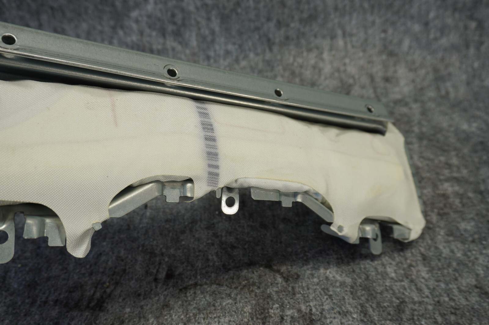 2010-14 Mercedes-Benz W212 SDN E350 Left Driver Knee Airbag Air