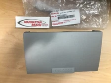 2007-2008 SOLARA CENTER Console Cup Holder ASSEMBLY 55620-AA031 NEW OEM