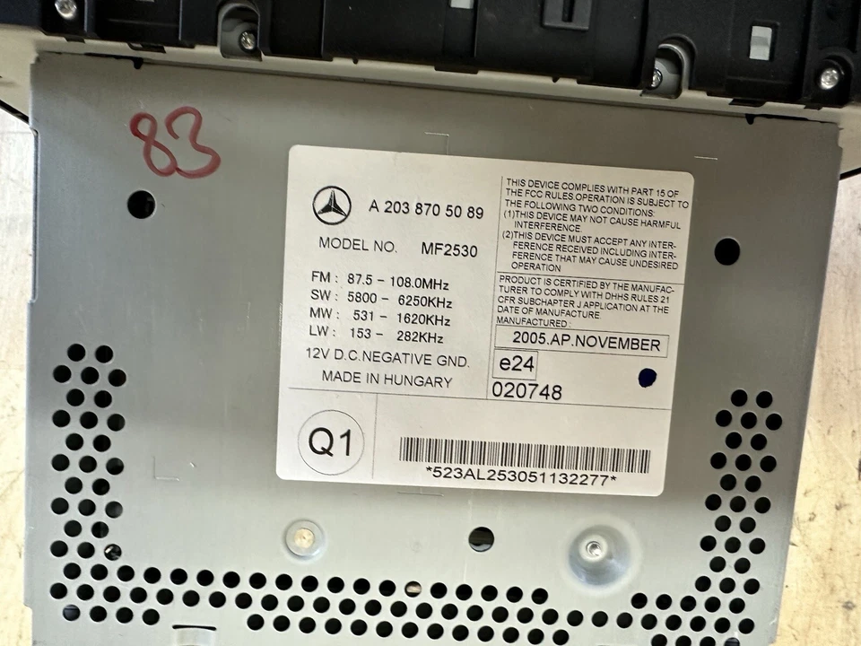 Mercedes Benz W203 CD Radio A 203 870 50 89 - Bild 4 von 4