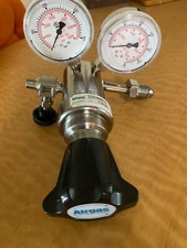 Airgas High Pressure Inert Gas Regulator Part# Y11N198J580-AG