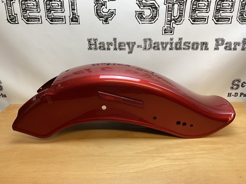 Genuine Harley-Davidson Softail REAR FENDER Sierra Red 59914-04BHS (59914-03) - Picture 2 of 5