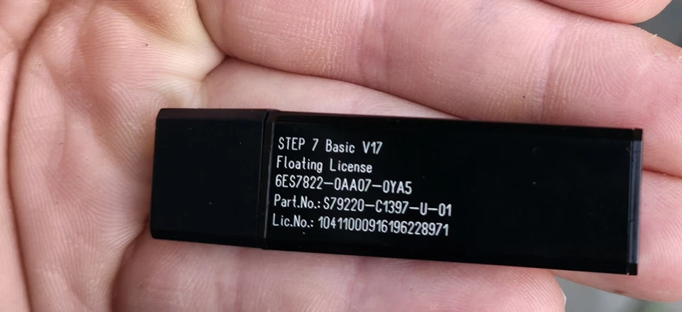 Siemens STEP 7 Basic V17 Floating License (6ES7822-0AA07-0YA5) - sin usar - Imagen 2 de 2