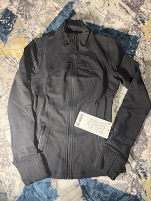 Lululemon Define Jacket Cropped Nuluサイズ4 Brand New Lululemon Define Cropped Jacket *Nulu ™ Size 4 Small
