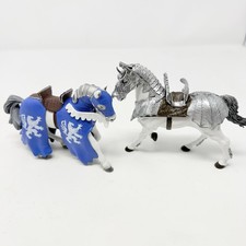 Papo 39799 White Stallion Armor Medieval Lion Knight Horse Fantasy Figurine Lot