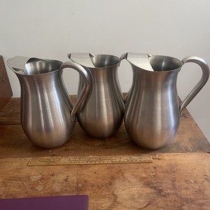 2L 2QT LOT OF 3 Service Ideas WPB2BS Stainless Steel Restaurant Water Pitchers