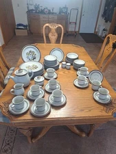 Sierra Stoneware Vintage Blossoms by Merchandise Service 61 Piece Grouping