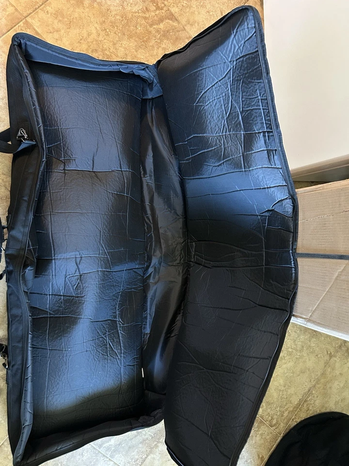 Road Runner 键盘包 深 76 键 黑色 软质保护壳 带表带 — 第 3/4 张图片