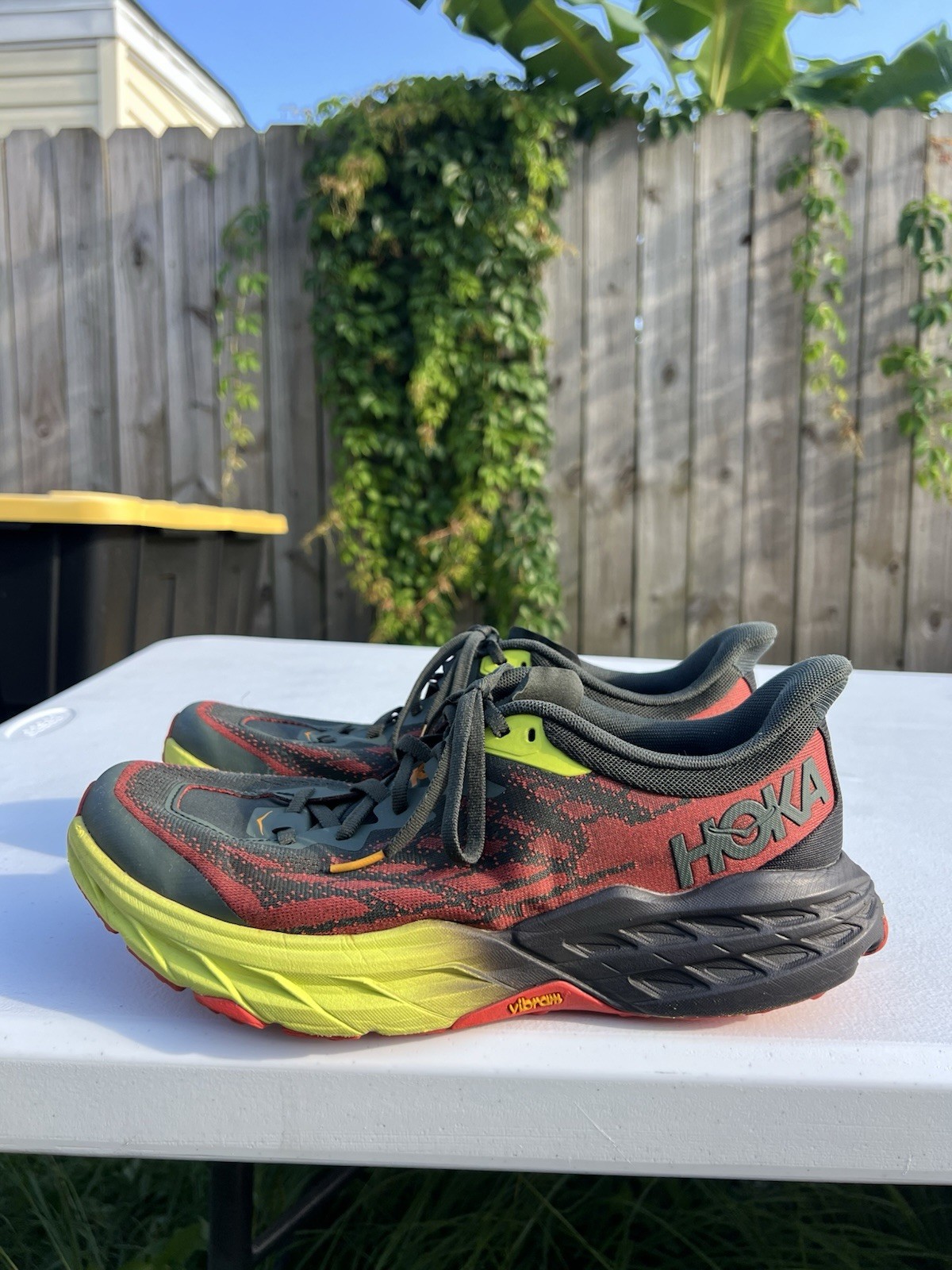Men’s HOKA SpeedGoat 5 Trail Running Shoes Size 10.5
