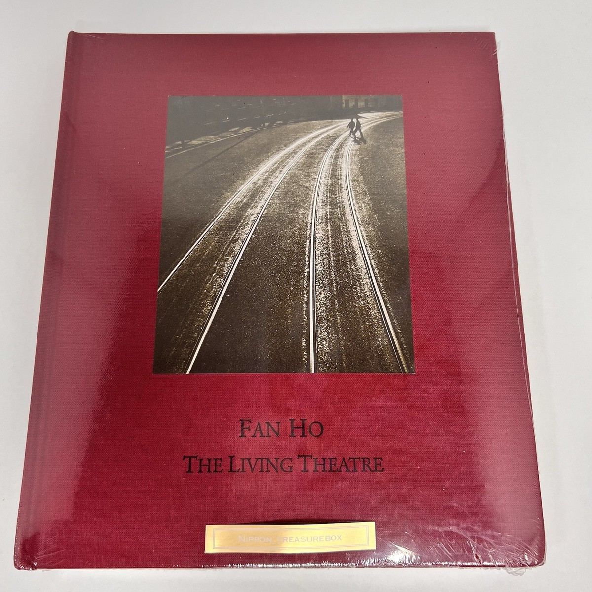 新品　未開封　FAN HO THE LIVING THEATRE Fan Ho Photobook Hong Kong The Living Theatre Unopened | eBay