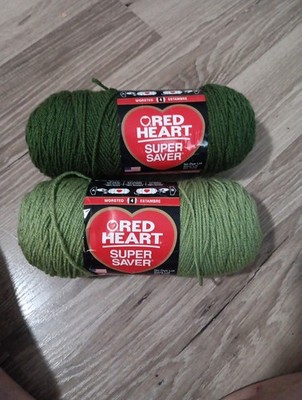 RED HEART Super Saver Lot of 2 -TEA LEAF & MEDIUM THYME Yarn 7 oz, 364yds NEW