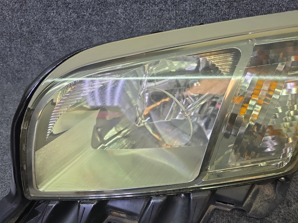 Faro halógeno fabricante original Mitsubishi Raider Driver 2006 2009 Foto 3 de 4