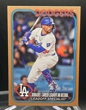 2024 Topps Update Mookie Betts Gold Border Leadoff Specialist #d 1198/2024-US334