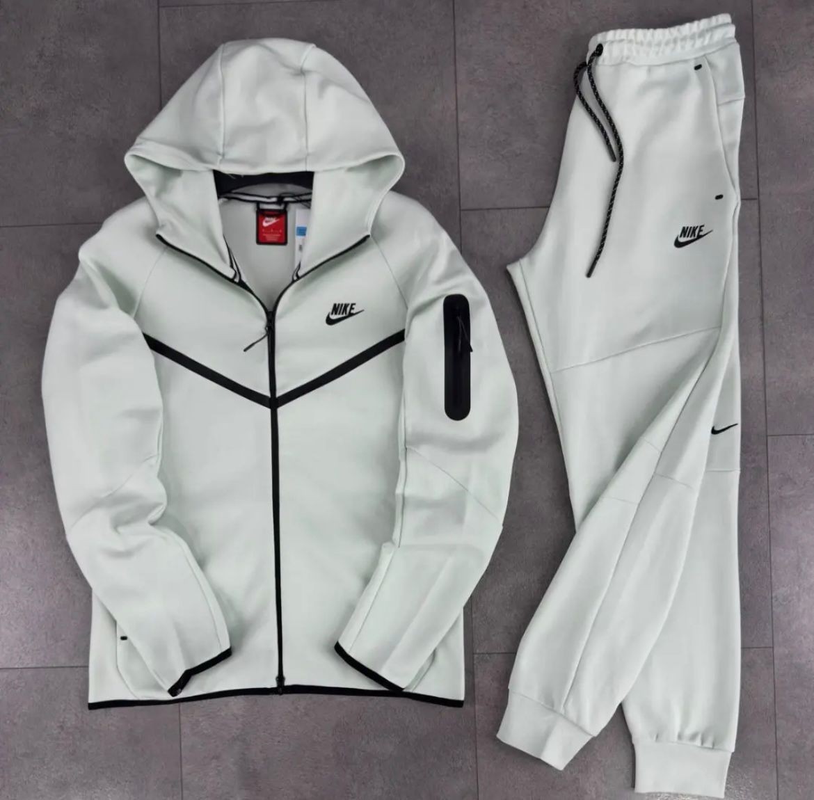 Conjunto de chándal con capucha y pantalones/joggers Nike Tech polar blanco para hombre