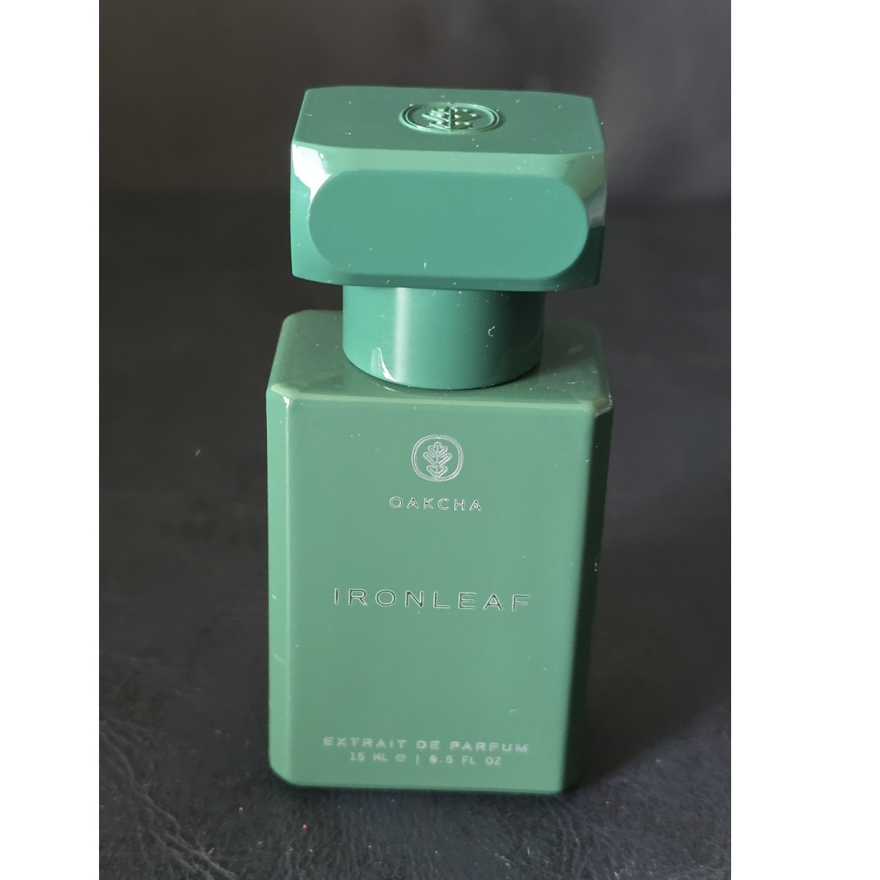 OAKCHA Ironleaf Extrait de Parfum Spray 0.5 fl oz Travel Siz