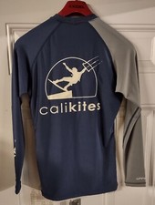 DaKine Mens Snug Fit LS Rash Guard Swim Shirt Navy Blue Small NWT