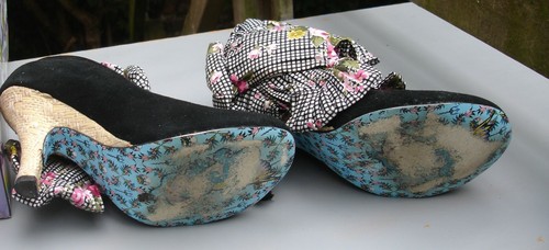 Irregular Choice Burger 'n' Fries black suede stilettos size 3 Boho cottagecore - Picture 9 of 12