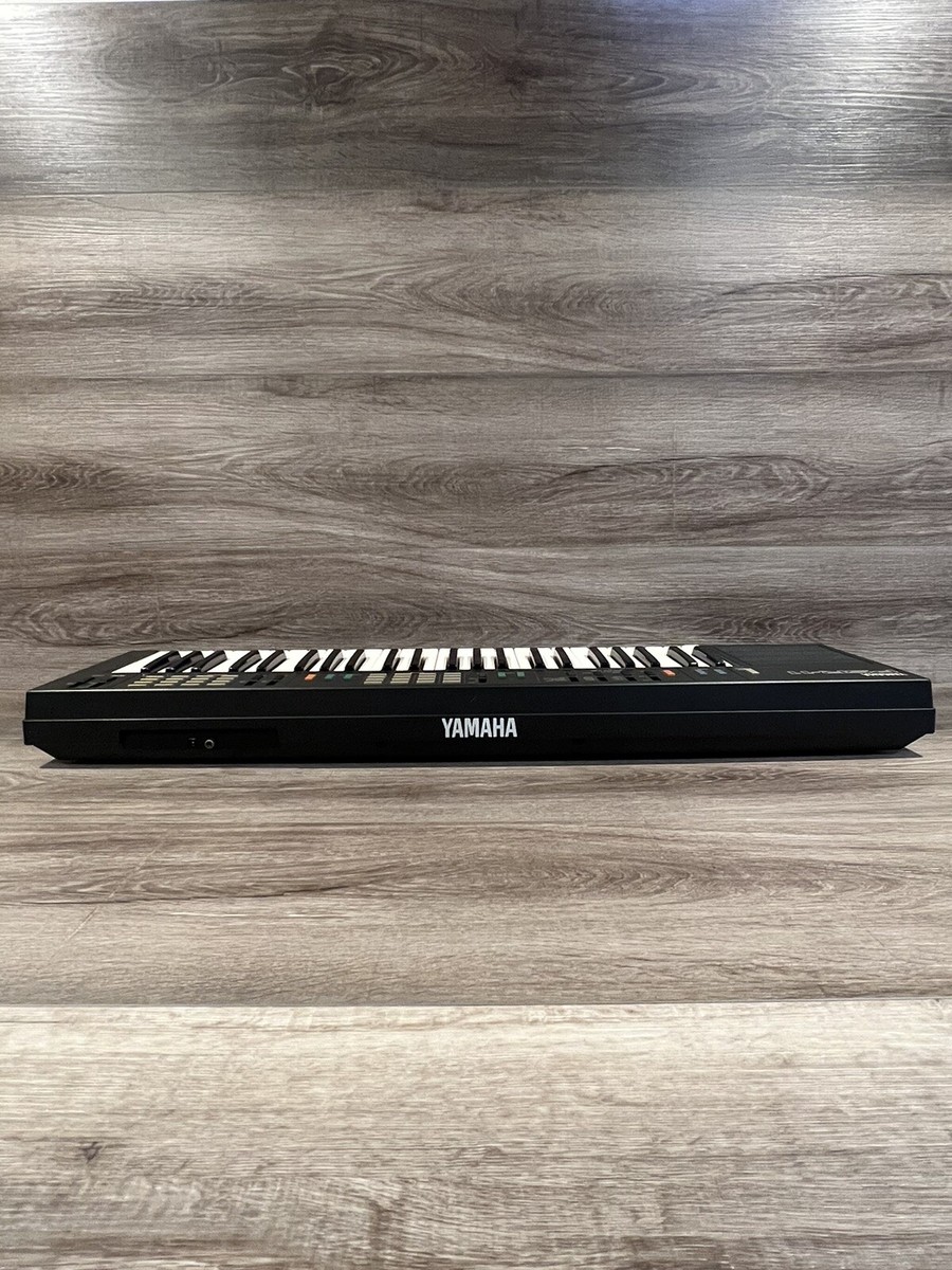 【動作品】YAMAHA レトロ シンセサイザー PSR-11 Yamaha Psr-11 Keyboard Electronic Synth Piano Portatone