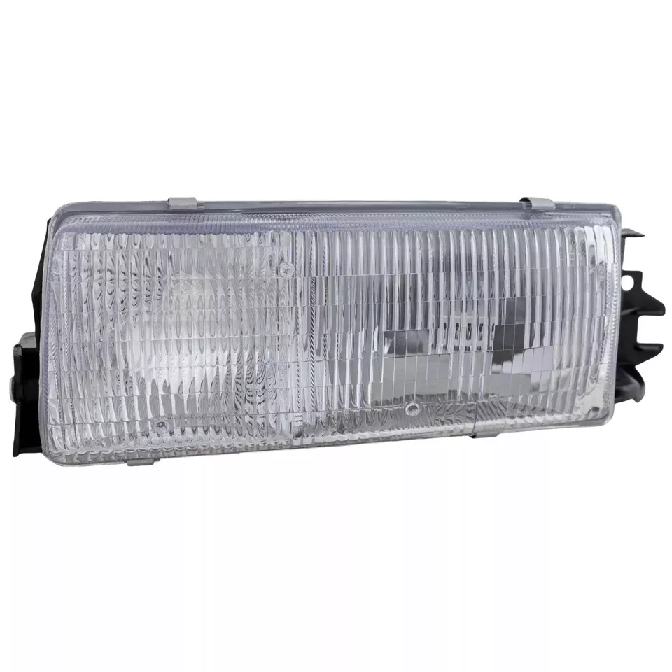New Halogen Head Lamp RH Side Assembly Fits Roadmaster Caprice Impala GM2502124 - Image 3 of 4