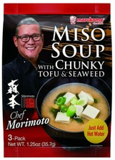 Sopa de miso Marukome Chef Morimoto con tofu grueso y algas 1,25 oz hecha en Japón