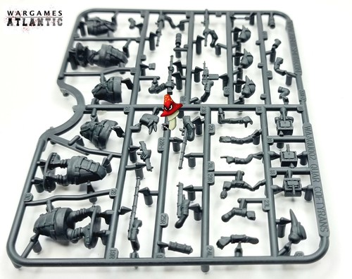 Quar Coftyran Infantry Wargames Atlantic 28mm 1/56 1 X Plastic Sprue unboxed - Picture 6 of 12