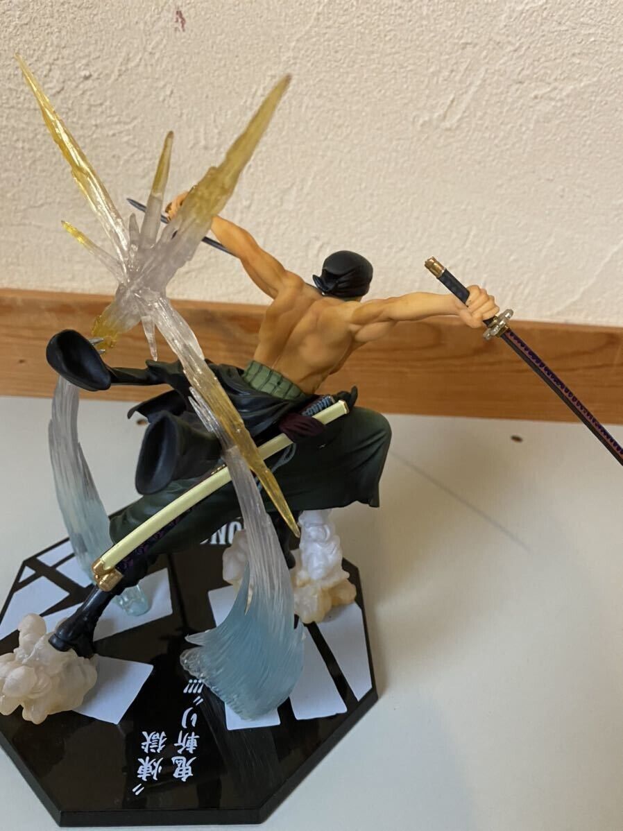 Neutron Jammer: New Release Photo Review: Figuarts ZERO - Roronoa Zoro (Rengoku  Onigiri - Battle ver.)