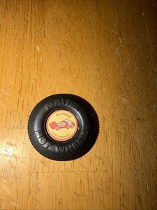 ORIGINAL 1970 HOT WHEELS REDLINE PLASTIC BUTTON SIX SHOOTER