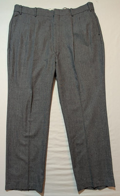 Vintage Oakton Limited Dress Pants Men s 40X30 Gray Houndstooth Plaid Pleated