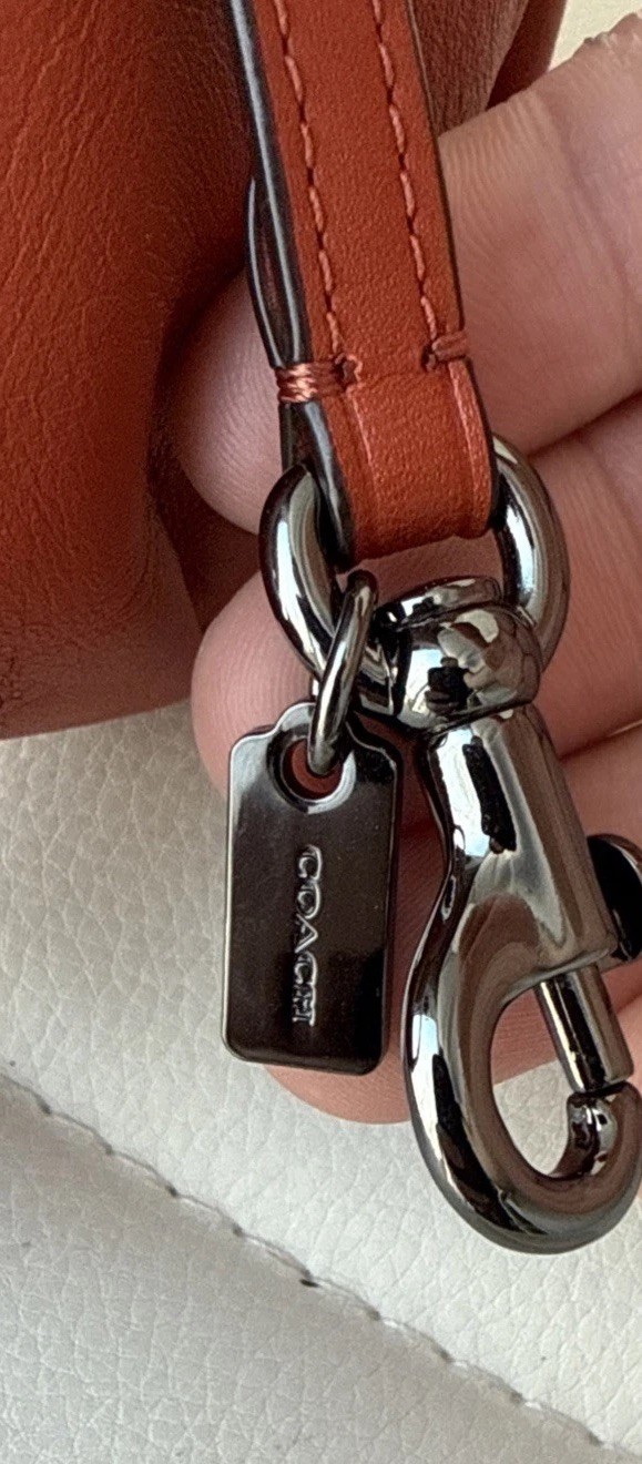 Coach Steggy Dino Dinosaur Coin Case Pouch Vermillion Leather # 22938 NWOT thumbnail 6