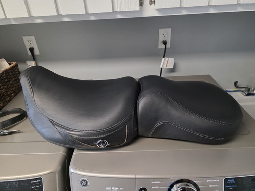 1997 to 2007 Harley Davidson Touring Seat Road King Classic OEM New Take Off