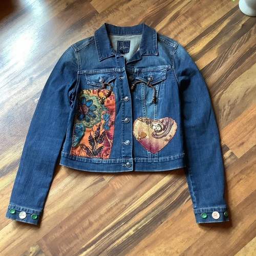 Chaqueta de mezclilla reutilizada Jessica Simpson talla mediana - Imagen 8 de 8