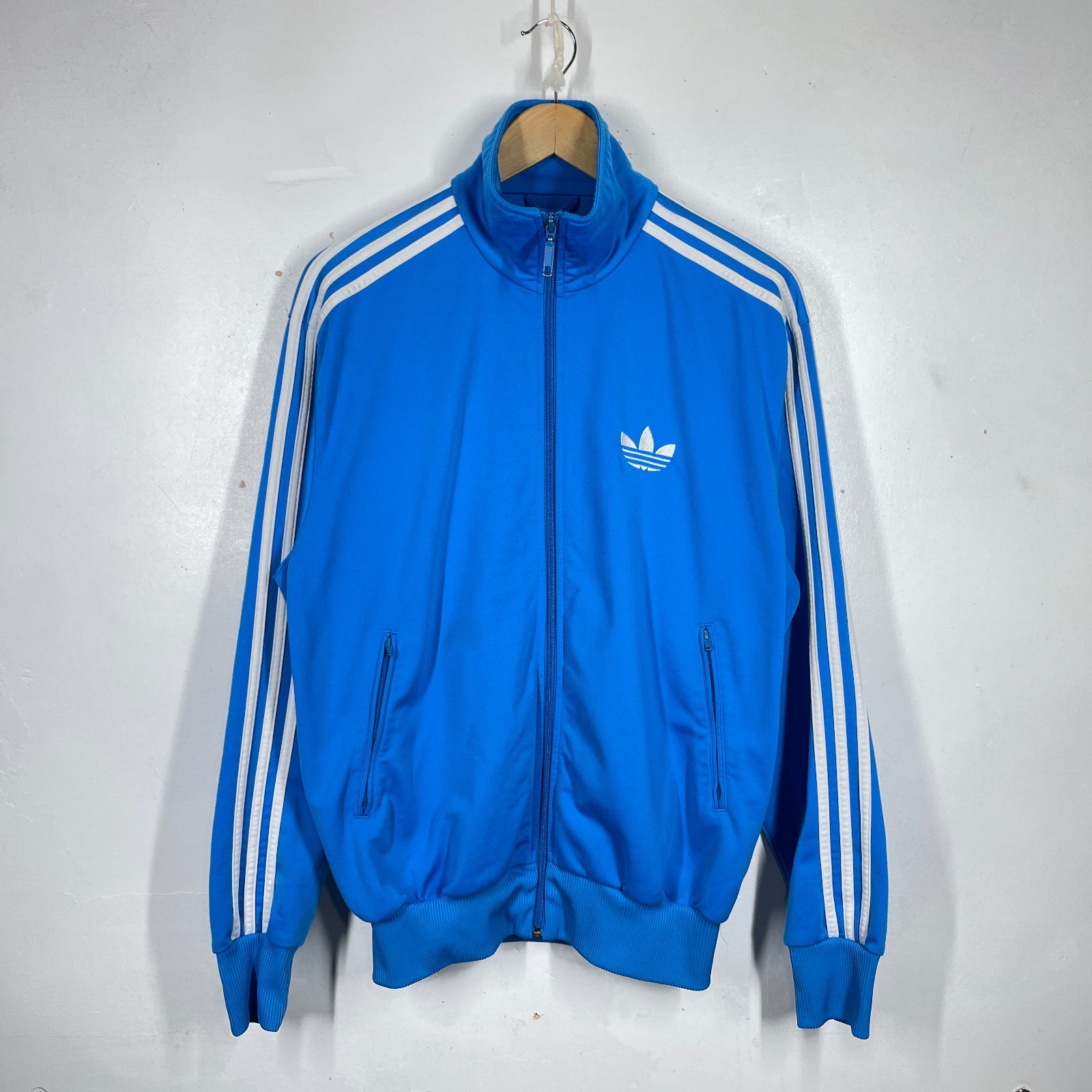 Seller photo, eBay