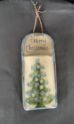 Janet Resnik Signed Art Pottery Christmas Wall Pocket Decoration Christmas Tree