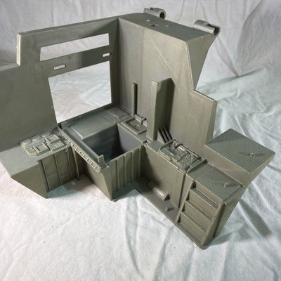 GI Joe Headquarters 1992 Cell Block Area Jail Bars Command Center Base Unbroken