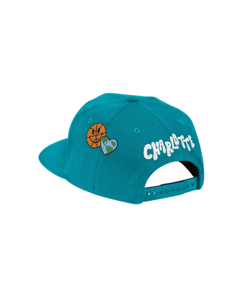 Mitchell & Ness verde azulado/blanco NBA Charlotte Hornets City Love Snapback - OSFA Foto 2 de 3
