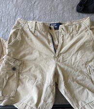 American Eagle Outfitters Men's Beige Cotton Cargo Shorts with Pockets