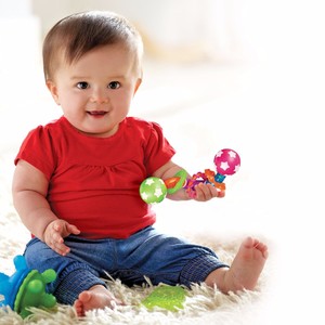 munchkin teething mitten