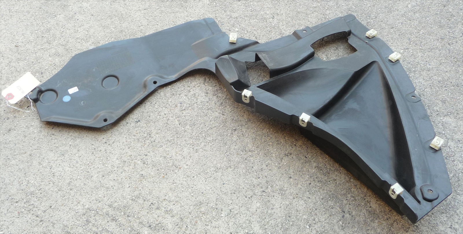 17-20 Rolls Royce Phantom RR11 EWB RR12 Front Right Bottom Cover 7494406 OE