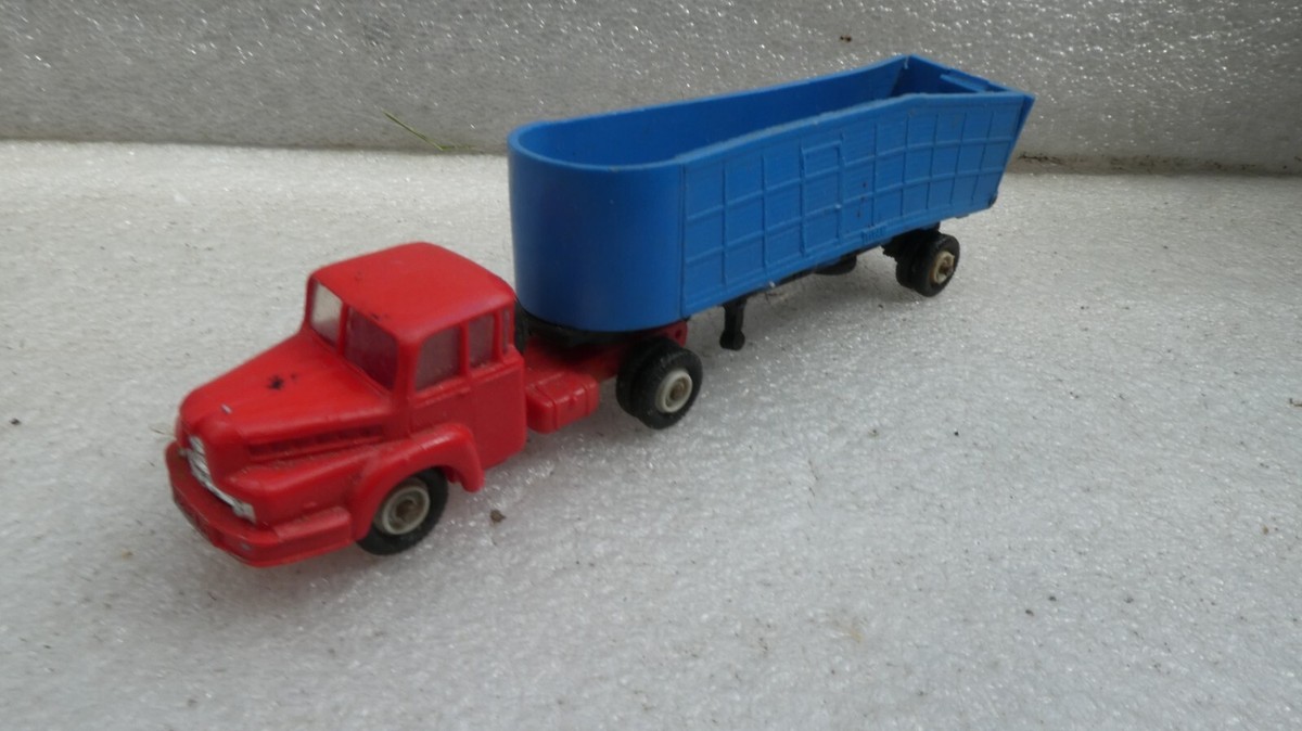 NOREV France - Camion UNIC Cimentier ISOARD - Échelle 1/87 - Plastique - Boîte D'origine