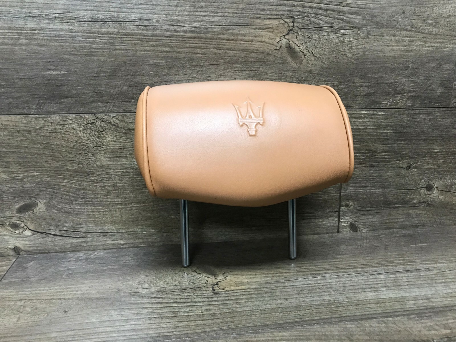 2004-08 Maserati Quattroporte Rear Seat Leather Headrest Left or Right Side M139