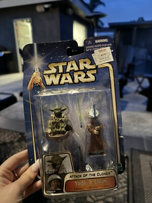 Star Wars Attack of the Clones Yoda And Chian Padawan Lightsaber Training 2002