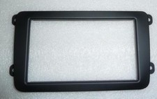 Clarion BKX1320B  NEU Doppel-DIN-Einbaublende für VW + Skoda 