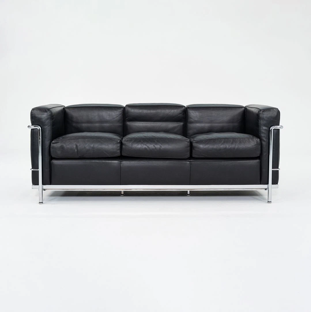 Le Corbusier LC2 Two Seater Armchair Replica | By