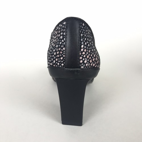 LOGO Lori Goldstein Stingray Block Heel Pumps - Picture 4 of 7