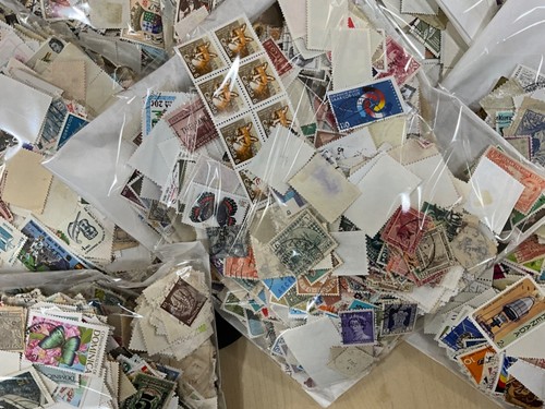 Timbres du monde hors papier vintage/moderne années 1800 sur paquets de 3000+ par lot - Photo 11/12